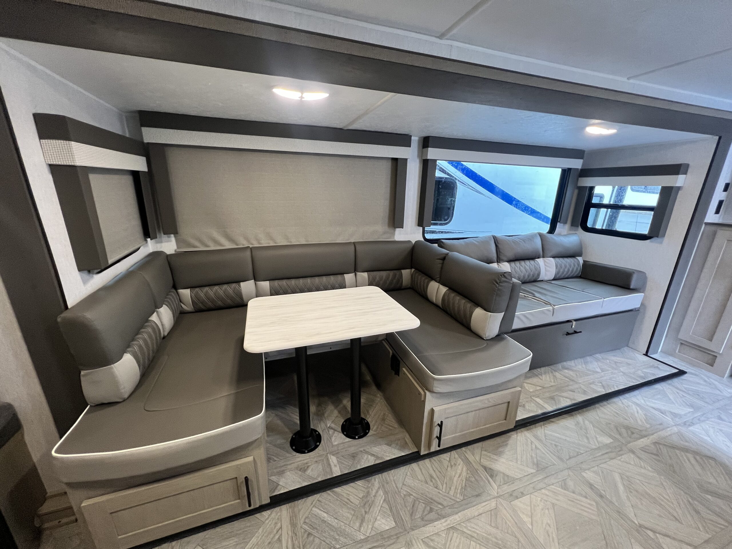Luxury RV rental from Rent RV's Portland fleet